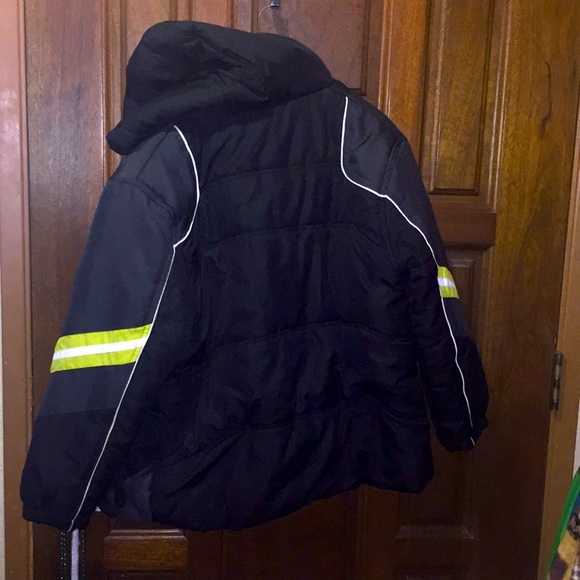 Snow jacket - Picture 1 of 2